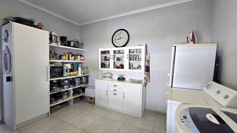 3 Bedroom Property for Sale in Da Gama Bay Western Cape